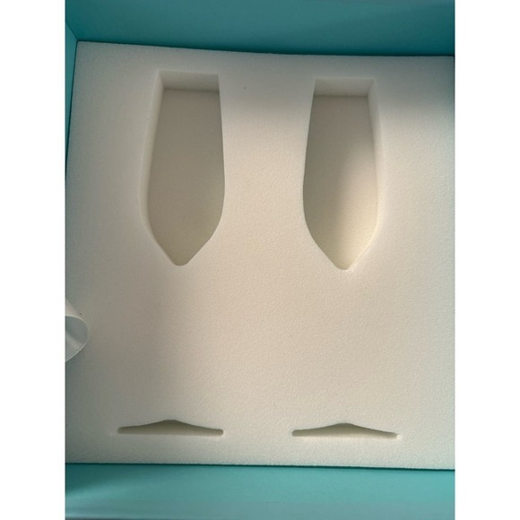 Tiffany & Co Large Blue Gift Box 10.5" x 11" - Picture 3 of 4